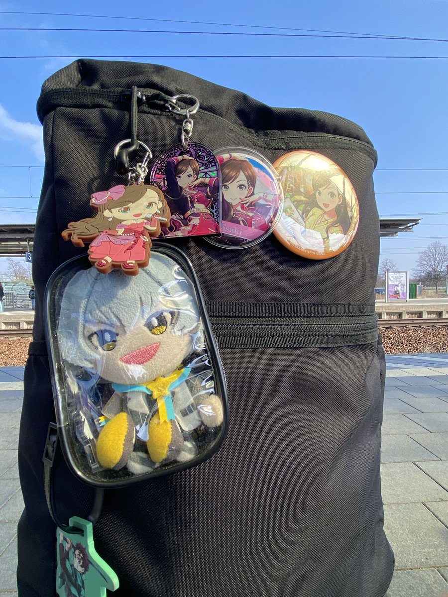 愚女子 tweet media