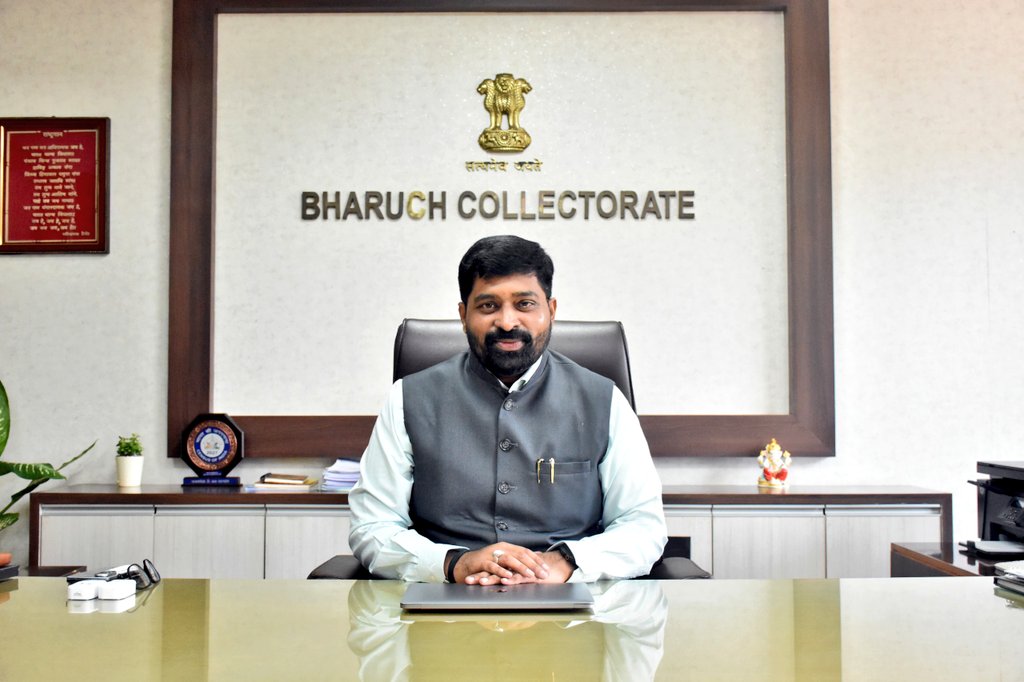 Collector & DM Bharuch tweet media