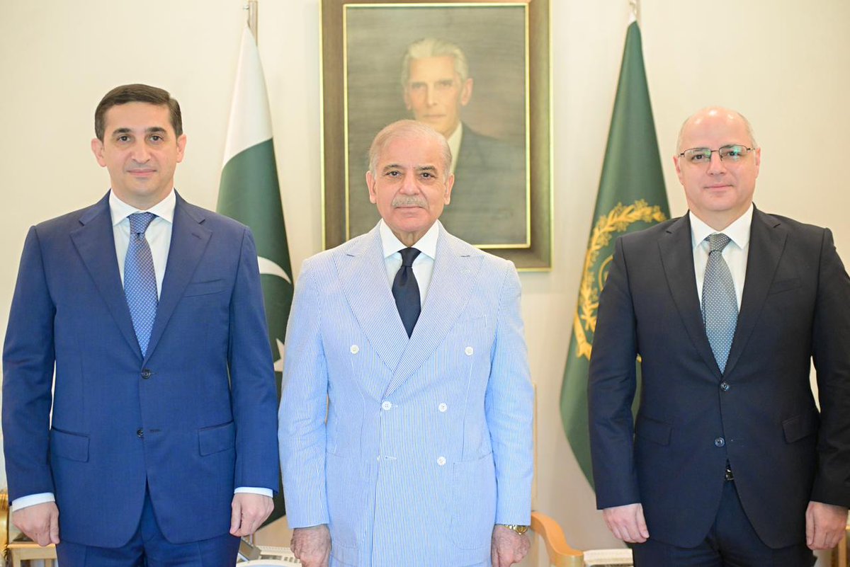 GovtofPakistan's tweet photo. Islamabad : H.E. Mr. Farid Turab Oglu Ahmadov, Justice Minister of Azerbaijan calls on Prime Minister Muhammad Shehbaz Sharif. https://t.co/q93eudhUxi