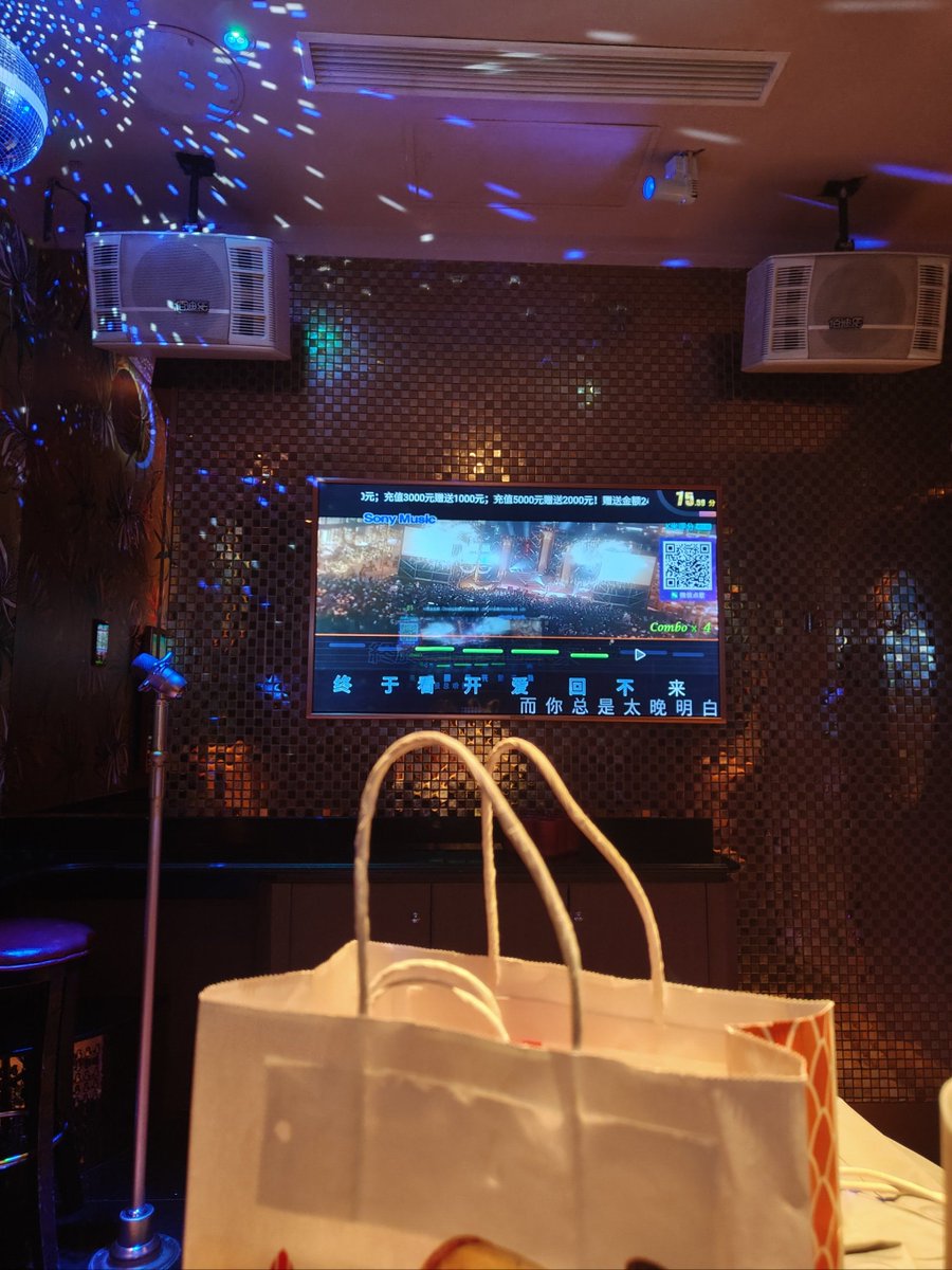 Joan Shirilla tweet media