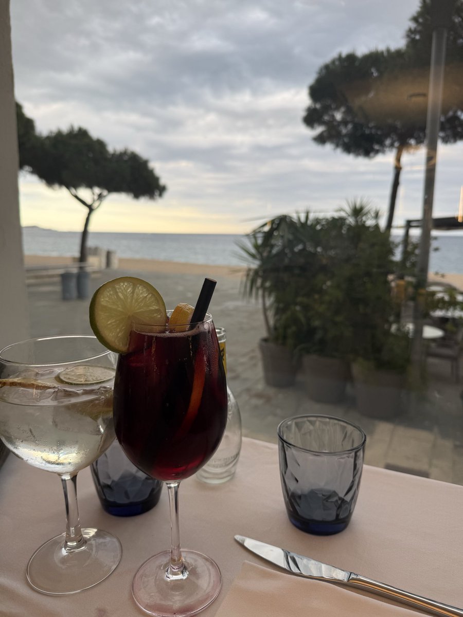 Maud_RX's tweet photo. Costa brava 🫶✨🇪🇸😍 https://t.co/oEUpuXKypj