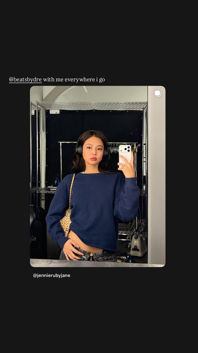 DC 제니 갤러리 tweet media