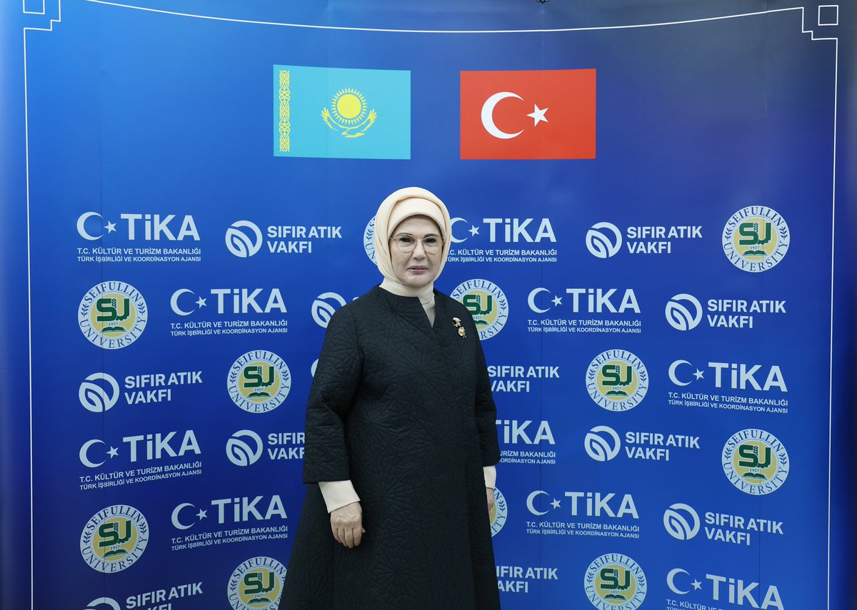 tcbestepe's tweet photo. Sayın Emine Erdoğan, Kazakistan'da Sıfır Atık Eğitim Laboratuvarı'nın açılışını yaptı https://t.co/Ts432ksxm9 https://t.co/idDwEs39eI