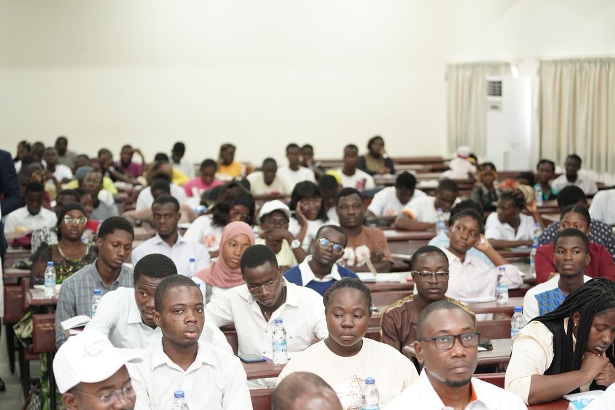 de_concurrence's tweet photo. DROIT DE LA CONCURRENCE DANS L'ÉCONOMIE IVOIRIENNE

La Commission de la Concurrence tient sa deuxième journée de travaux à l'Université Alassane Ouattara, Campus 1. https://t.co/9jutysRFHn