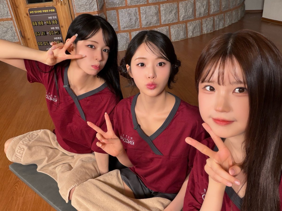 fromis_9 [프로미스나인] tweet media