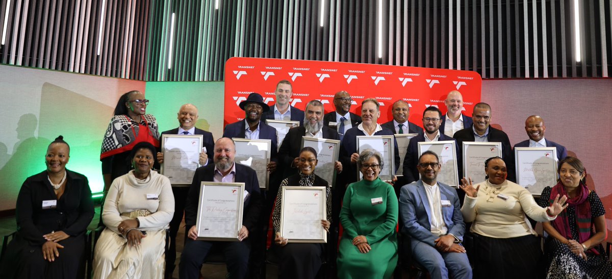 menarports_rail's tweet photo. Press Release: Menar Ports &amp; Rail moves ahead with strategic Transnet partnership https://t.co/n7XhydMznB
#menar #Transnet #RailReform #MenarPortsandRail #ReindustrialiseSA https://t.co/kyoHYHjdT0