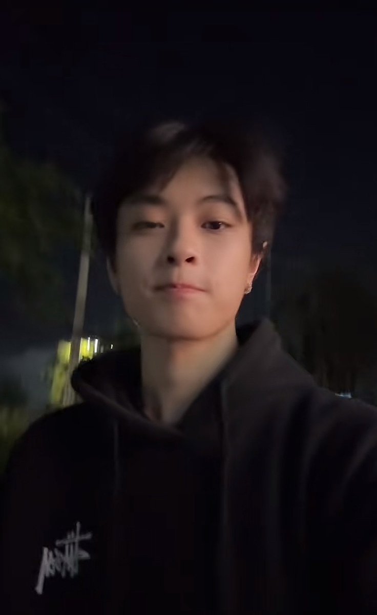 𝙿𝚎𝚛𝚏𝚎𝚌𝚝 𝚜𝚝𝚛𝚊𝚗𝚐𝚎𝚛 tweet media