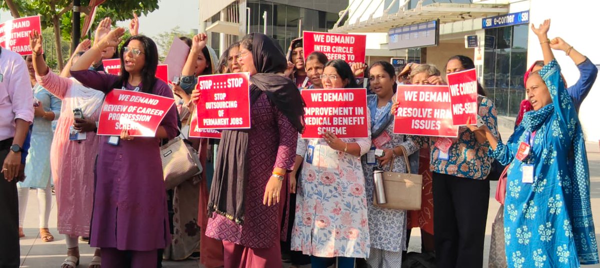 niteshparmar83's tweet photo. #JusticeforSBIemployees
@CLCMOLE @DFS_India @PMOIndia @nsitharamanoffc 
@ncbeofficial @LChandrase57170 https://t.co/ZtyRrsnUbe