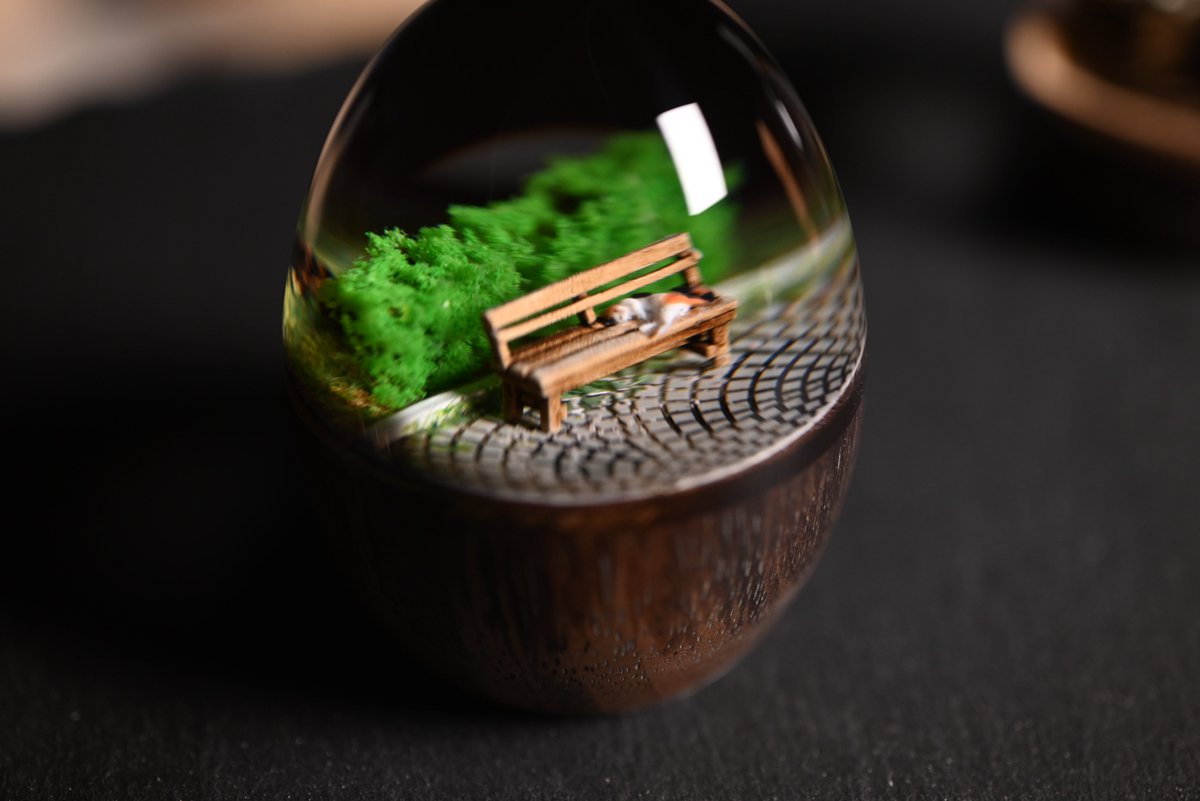 m_a_wood_'s tweet photo. 【デザフェス63見どころ②】

🥚m.a.wood×ミリプラネット🥚

銀座個展に引き続き今回も新たなラインナップを加えミリプラネット様(@milliplanets )とのコラボが登場します！！！

卵内部わずか3cmの中に表現された世界。
小さくてもリアルで何度も除きこみたくなるようなミニチュアジオラマを表現して
頂けました😌

価格￥18400～￥22400

 #デザフェス63