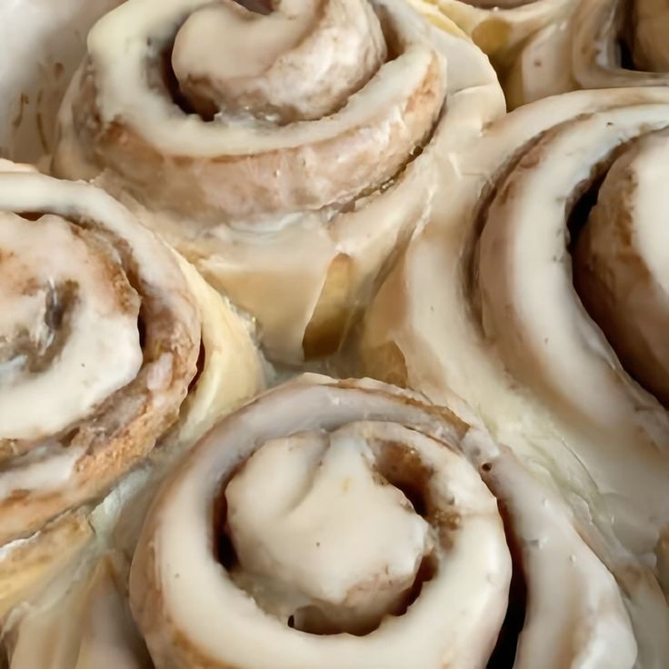 bilbilbites's tweet photo. 𑁍ࠬܓ PERFUME AESTHETICS DESSERTS FOOD POLL
#Floral #Scents #Fragarance #SmellGood #Perfumes #FoodPoll https://t.co/2UVNvK65uT