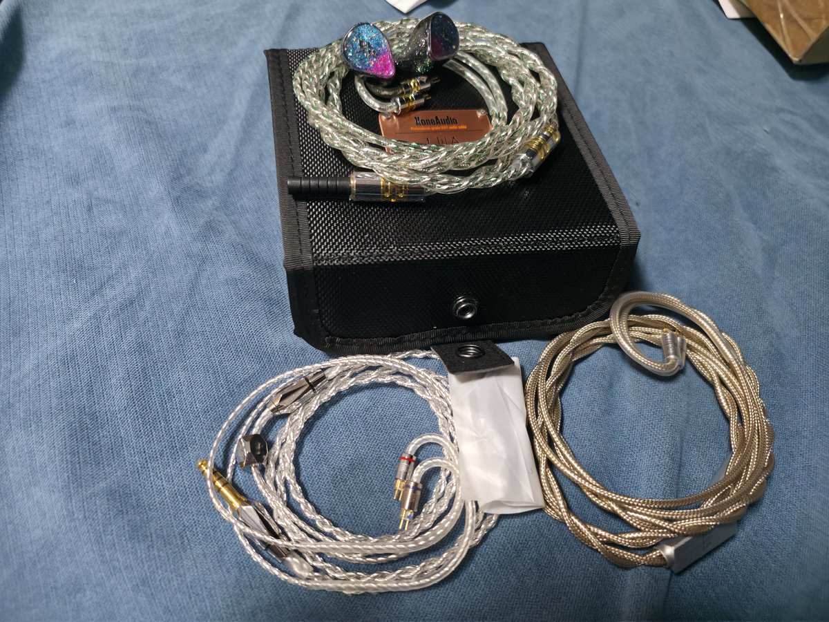 kizunakakera's tweet photo. 待ち望んでいた購入品が届いた！
LUA Serendipity Monet
​LUA GA-ZE
​LUA VA-NA
まとめて購入したけどR&amp;Wさんには色々相談に乗っていただき助かりました☺️
更におまけでLUA Star of DaVidまで付けていただけた😳
これで現状発売されてるLUAシリーズは限定デザインでコンプリート✨ https://t.co/ZL4PM2bfrX