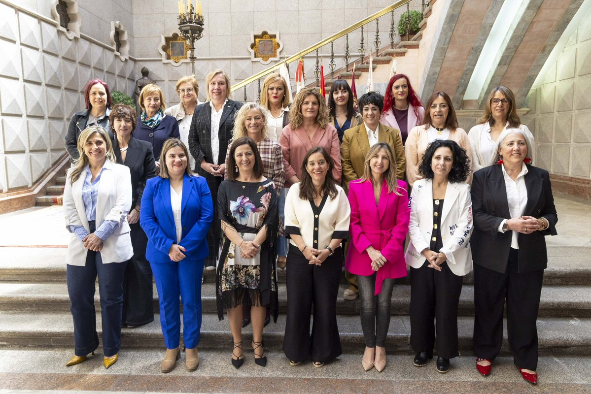 Inés Rey tweet media