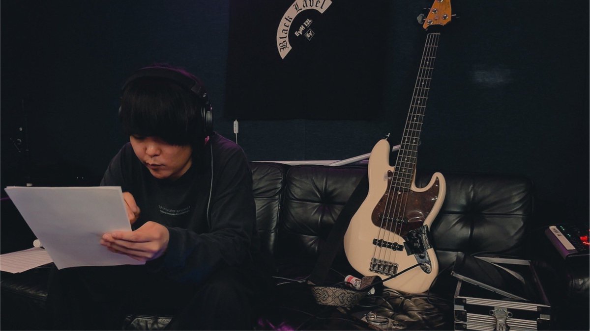 タカハシ シモン tweet media