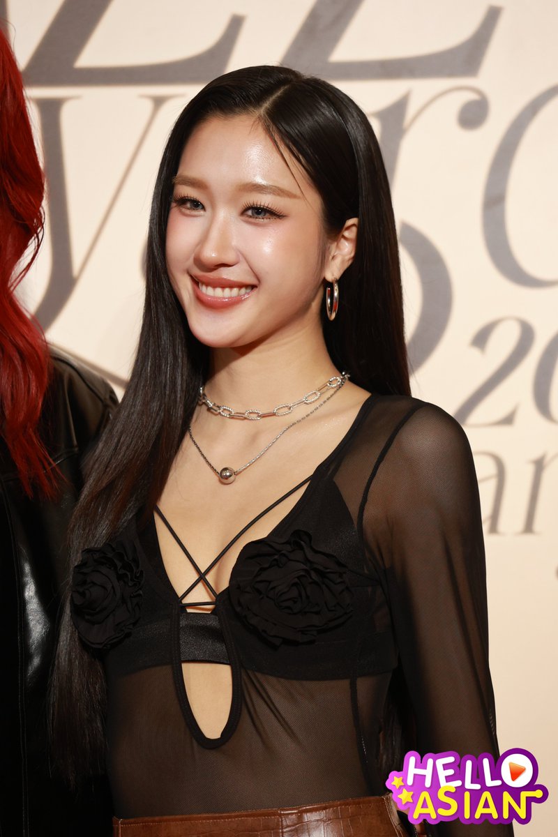 Hello_asian's tweet photo. สวยเท่ห์สุดๆ

FAYEATOM LIGHT UP KAZZ AWARDS
#KAZZAWARDS2026xFayeAtom
#FayePeraya #AtomPariya 
#FayeAtom #ฝ้ายอะตอม 
#KAZZAWARDS2026 https://t.co/j44u0ljxZx
