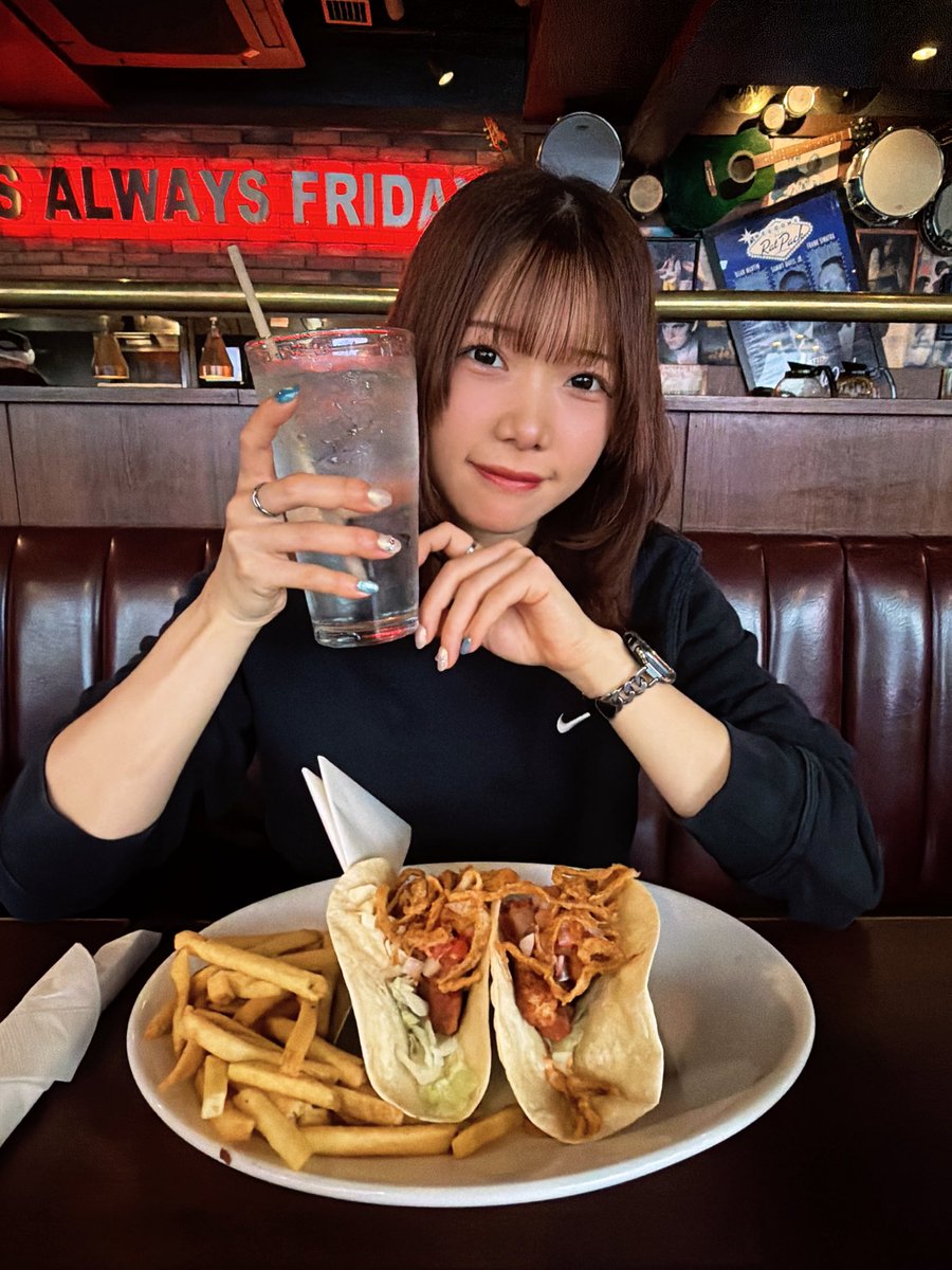 あかね tweet media