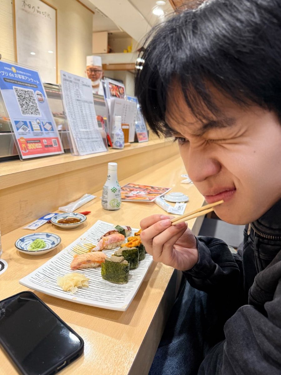 뮤뮤 tweet media