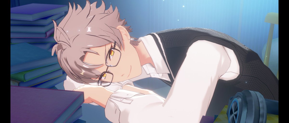 レナ tweet media