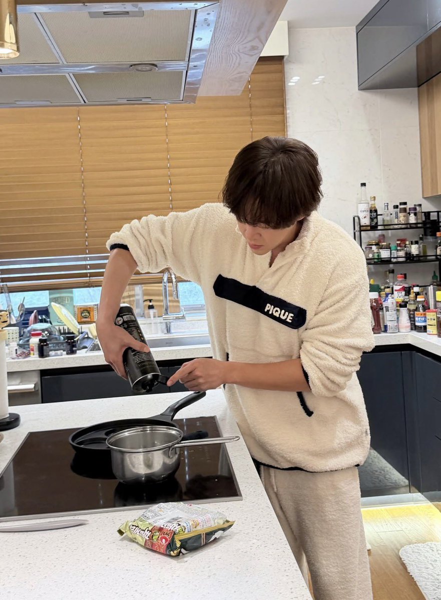 team_zikzin's tweet photo. 【JKS Instagram】 https://t.co/ZrSnL9zMkS