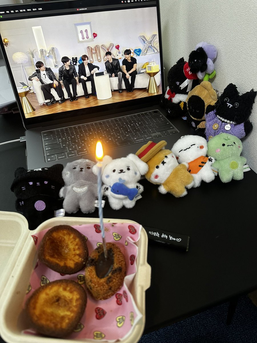 s_8_22_'s tweet photo. 11번째 데뷔일 너무너무 축하해💖
오늘 방송도 너무 재미있었고, 긴 시간 함께 해줘서 고맙고  마지막 균이 통화까지 완벽했어!
우리 진짜 110주년까지 함께하자💖

#몬스타엑스와행복한11년 https://t.co/T024xlIMRj