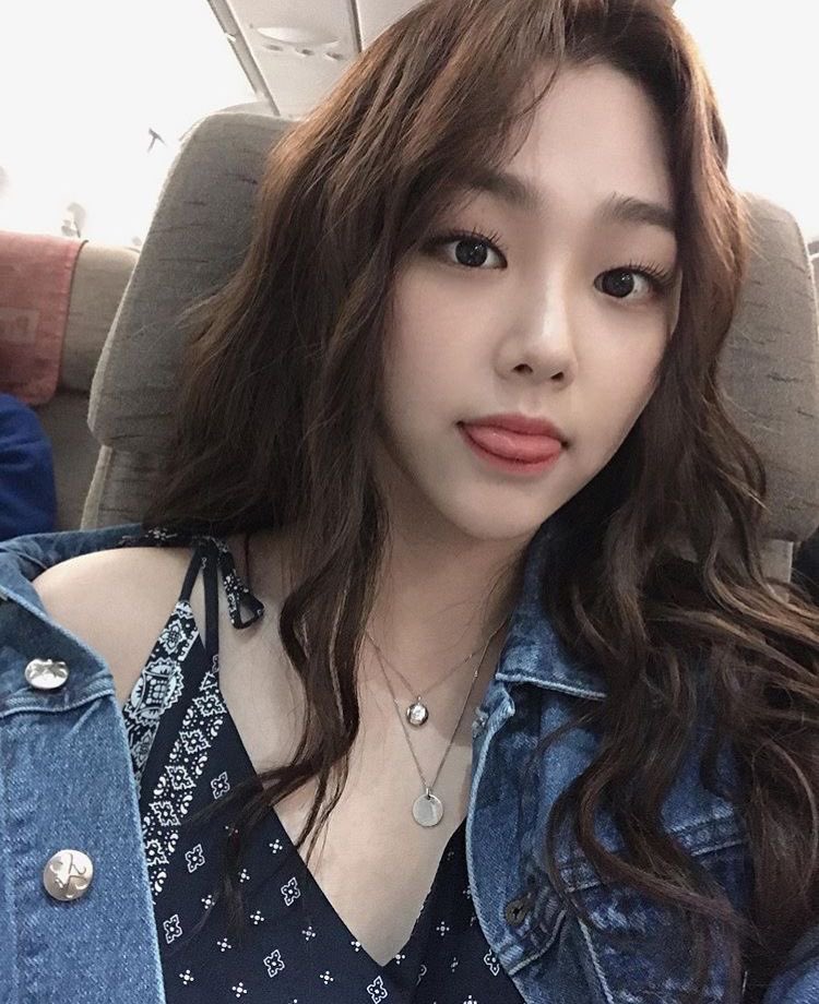 Kang Mina tweet media