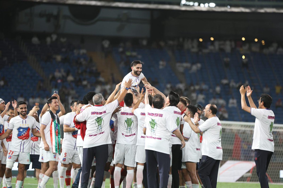 عمرو عبدالفتاح عموري • Amoory tweet media