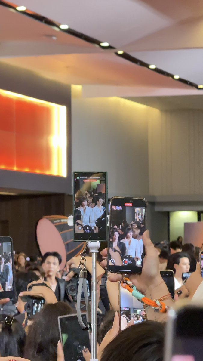เอินลี ft น้ำตาหลาน(เจ๊เอ๋)มันหอมหวาน tweet media