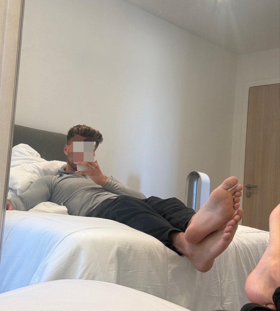 Alpha Brad tweet media