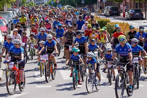 torrenoti's tweet photo. #TorrejónDeArdoz celebra este domingo, 17 de mayo, el Día de la Bici 
+info: https://t.co/3JEfLz4aRW https://t.co/KLcIVUTqcU
