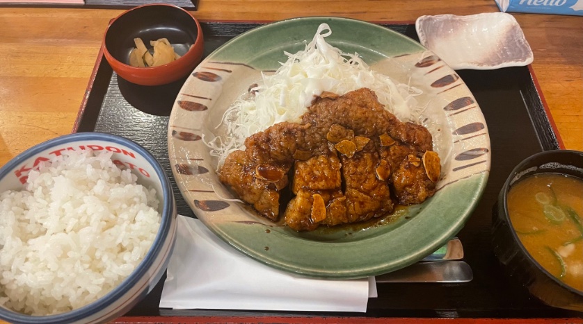 mojankovic's tweet photo. ディナーはトンテキ https://t.co/wrbvvxPGPu