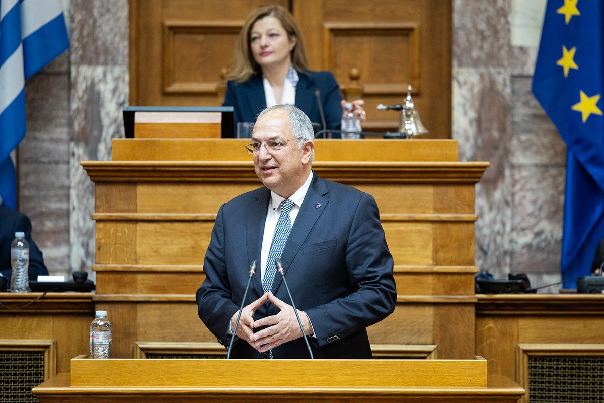 Costas Kadis tweet media
