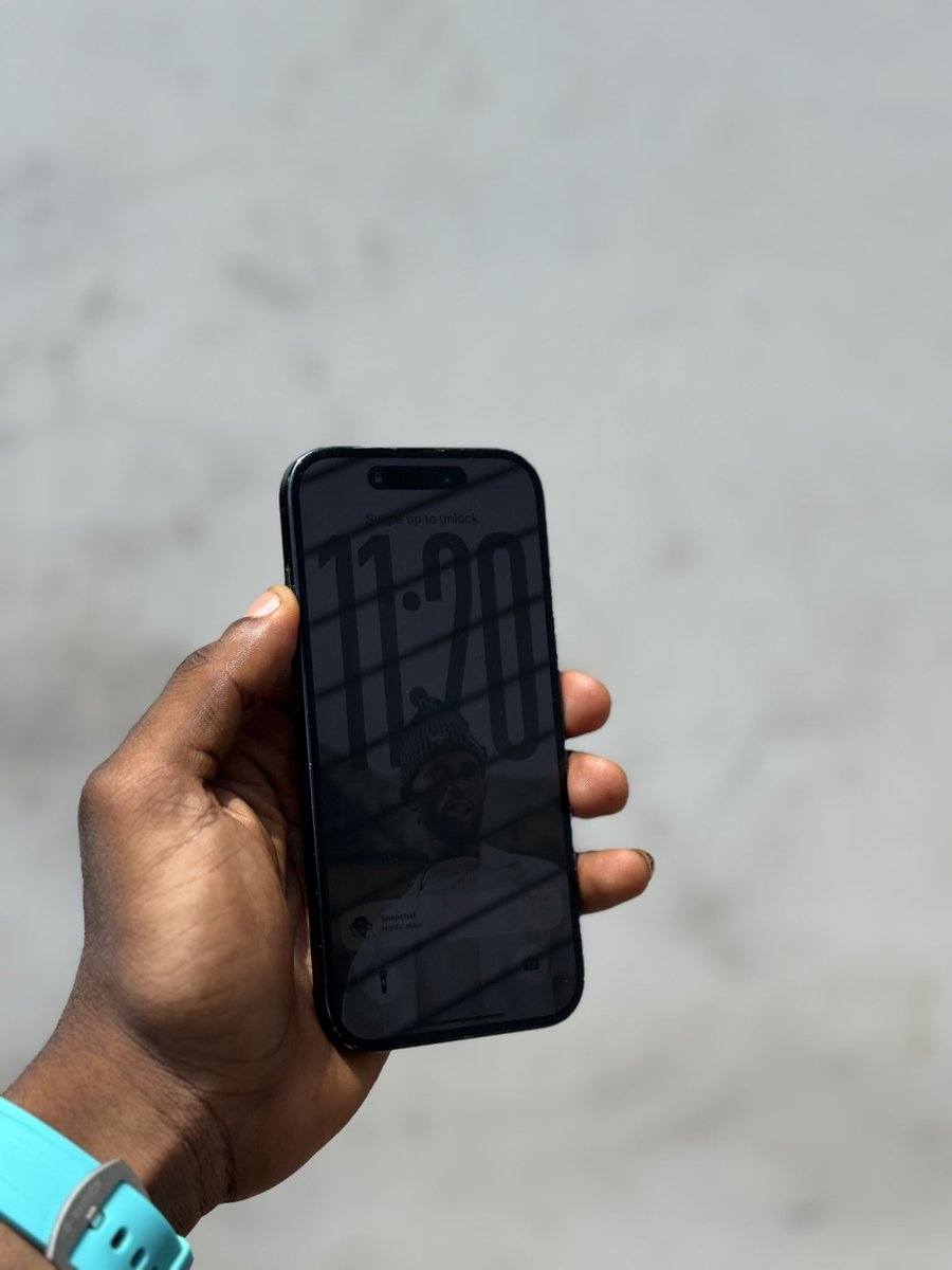 LLOYD PHONES tweet media
