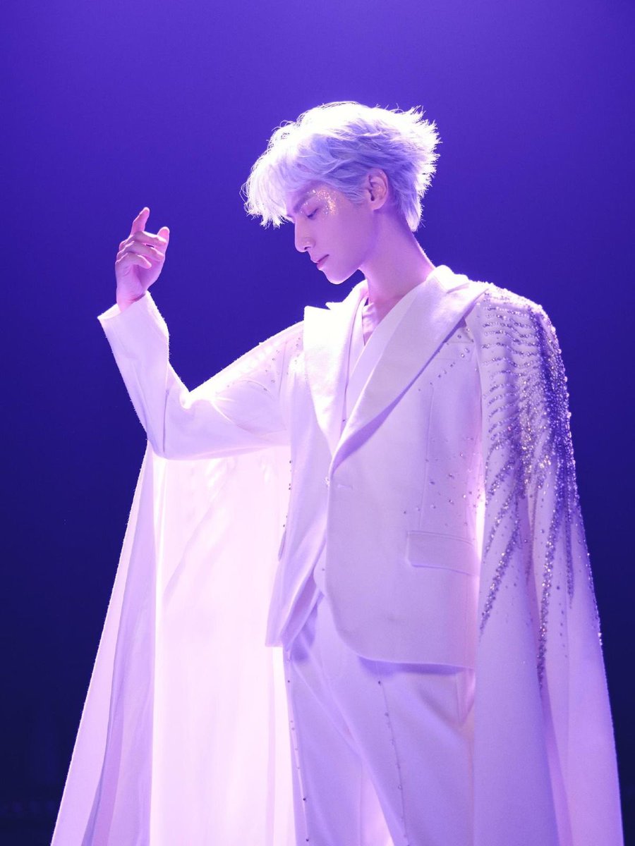 당여 tweet media