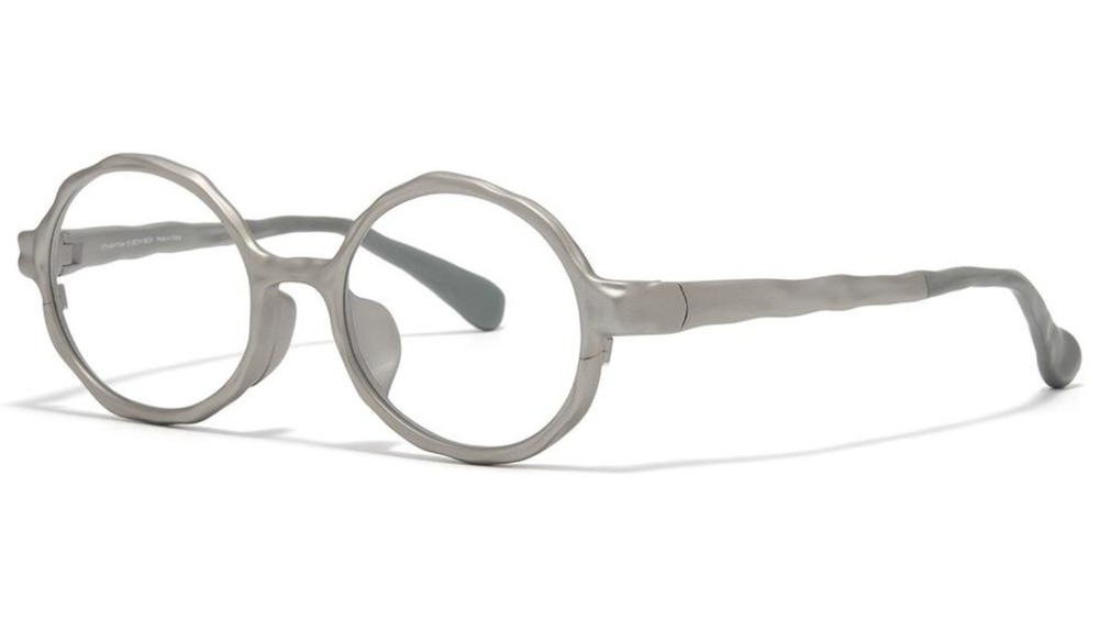 Fashion Press tweet media