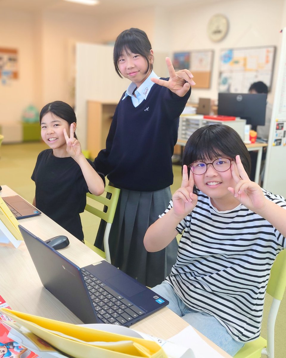 noazocs's tweet photo. 長いお休みが終わり、教室では夏の作品発表会に向けた作品づくりが本格的に始まっています！そんな生徒たちにカメラを向けると、良い笑顔を見せてくれます😀

それぞれの目標に向かって、一緒にがんばっていこうね💪

https://t.co/n377sMngDi #プログラミング #松井山手 #京田辺 #noazocs https://t.co/Y742uJYOd0