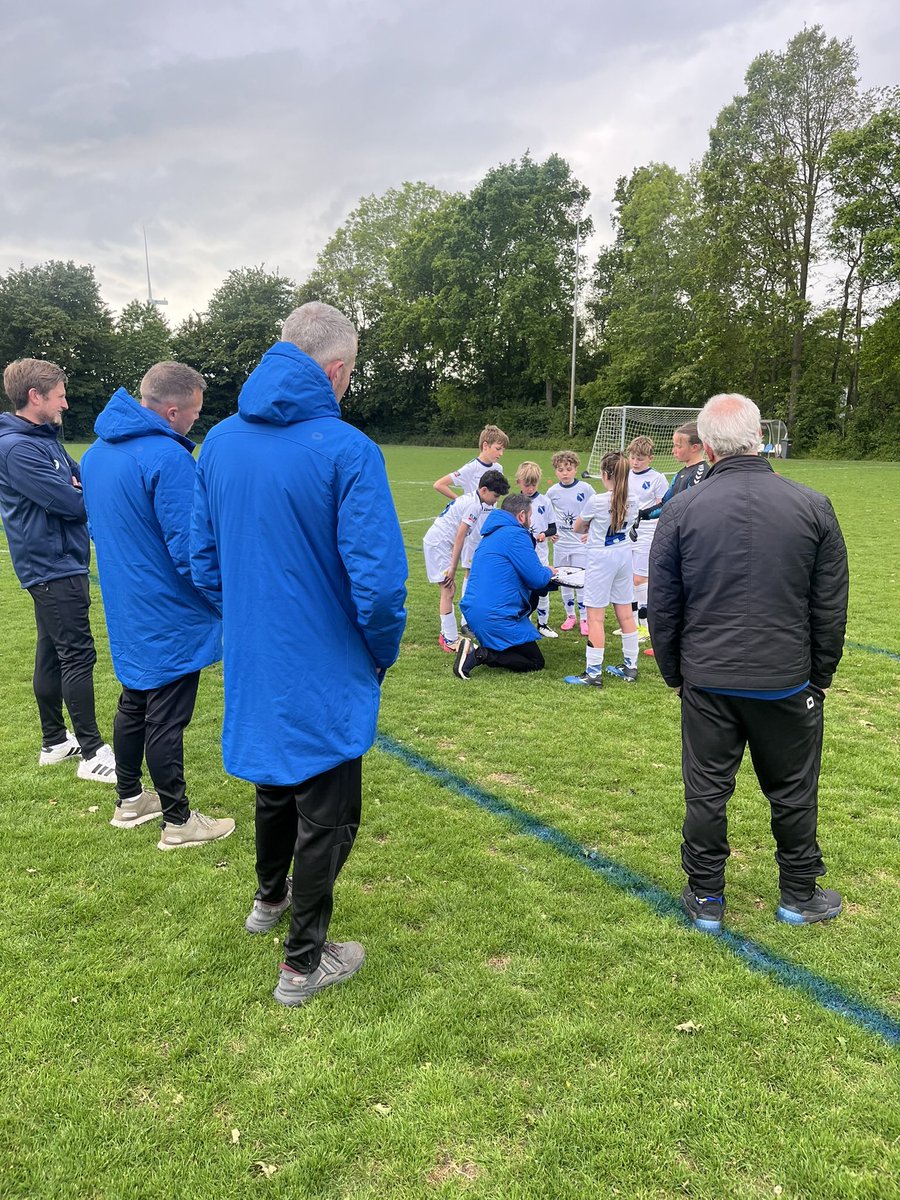 voetbaltrainingopmaat.com tweet media