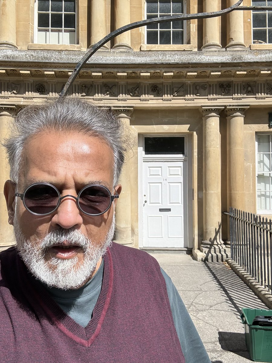 🍉Tushar GANDHI🇵🇸 Manavta Meri Jaat tweet media