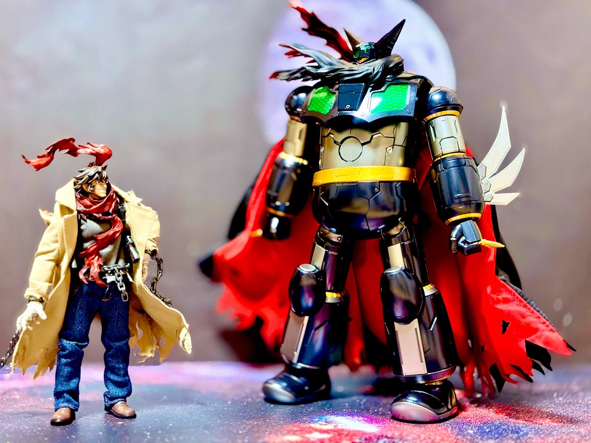 大人の撮影大会 #スパロボフォト テーマ【高いフィギュア】 右が中々