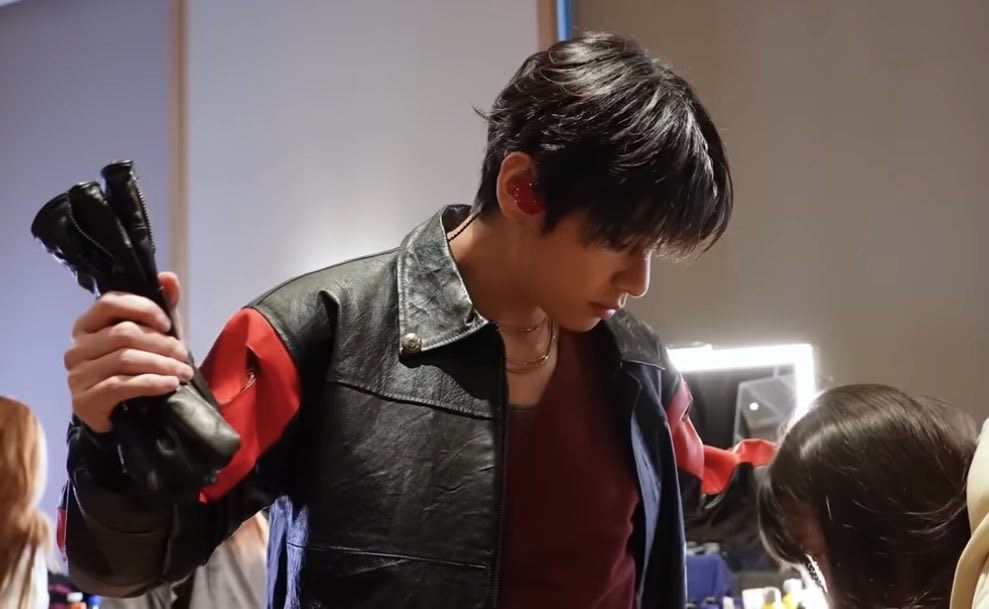 taeteluv_'s tweet photo. https://t.co/8K0FdS5wMJ