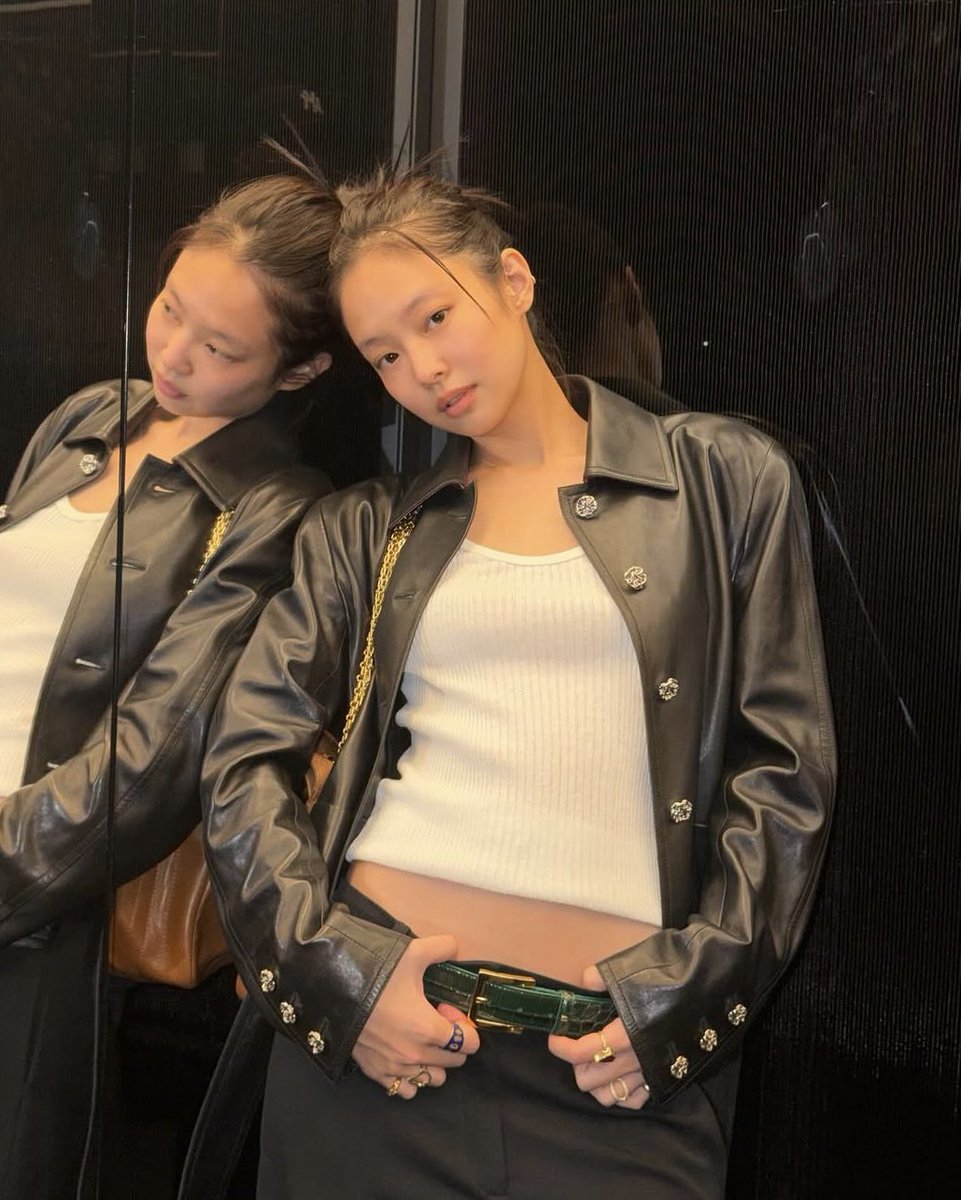 jennie pics tweet media