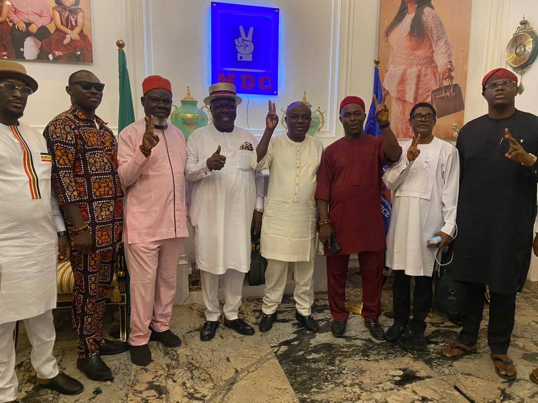 NDCVanguard_'s tweet photo. Leaders of the NDC in Delta State today held a strategic meeting with the party’s National Leader, Seriake Dickson, at his Abuja residence. https://t.co/64ty64dfo8
