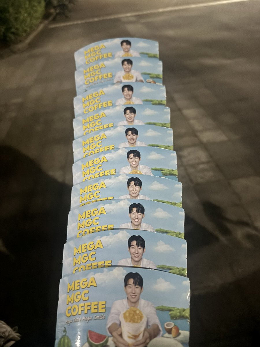 컹 tweet media