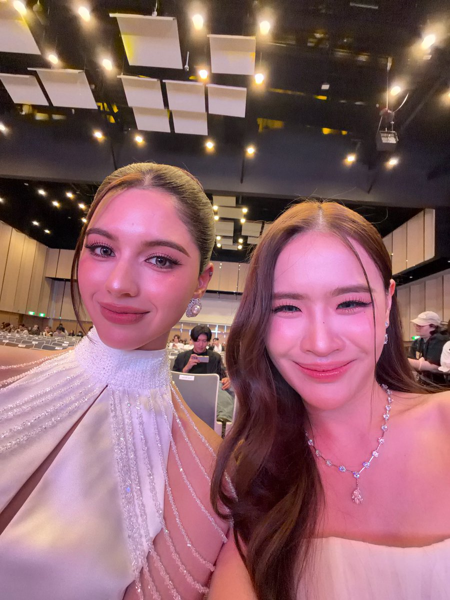 พั น ด า ว 🥚 tweet media