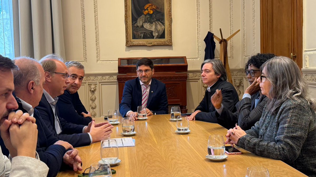 Ministerio de Economía tweet media