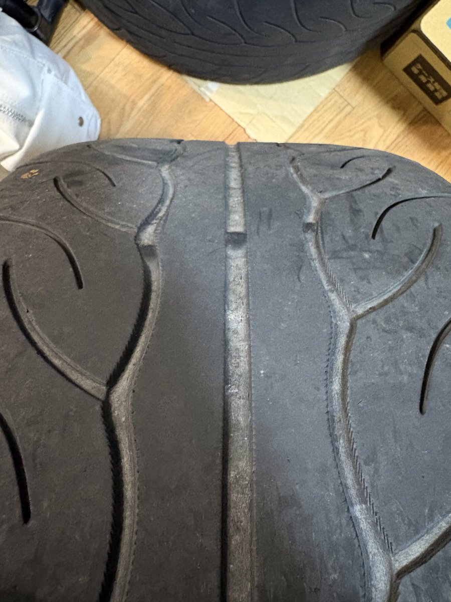 deeper_ctr_'s tweet photo. 売

YOKOHAMA ADVAN NEOVA AD08R
245/40/17
21年38週製造
スリップサインまであとわずか

2本で8000円

手渡しもしくは着払い
神奈川県相模原市より https://t.co/y7NqQo9aje