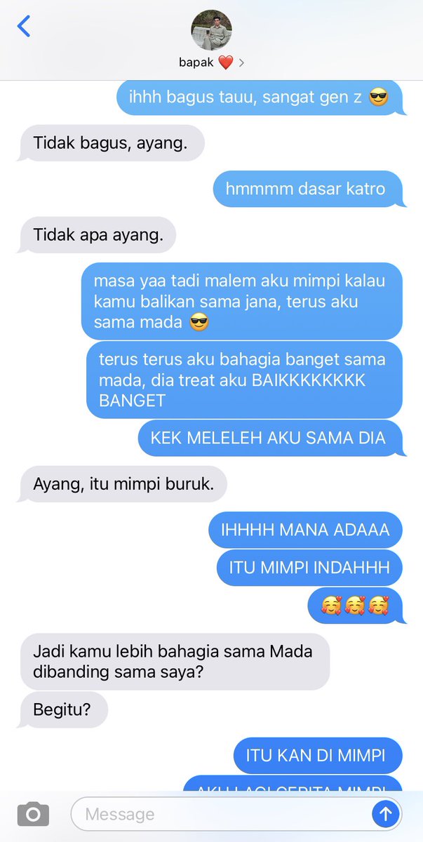 caapetownn's tweet photo. #skynani two tweet au

— Abi cemburu

from si ayang dan bapak 

©️ caapetownn https://t.co/QwPCl42afh