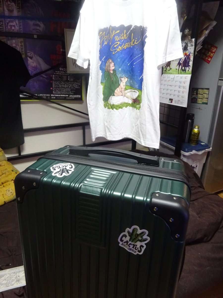 satsuki_tora's tweet photo. いよいよ明後日に迫った久しぶりのいめんしょり
CACTUSカラーのキャリーケース新調したけどまだなんにも準備してなくて空っぽ😂
着替え以外てかなんなら着替えも現地調達ならキャリーケースいらなくね!?
でもせっかくやから(何が!?)持っていこ🤣

#anly 
#anlysinger 
#anlysinca
#いめんしょり https://t.co/7TfcFr3L5l