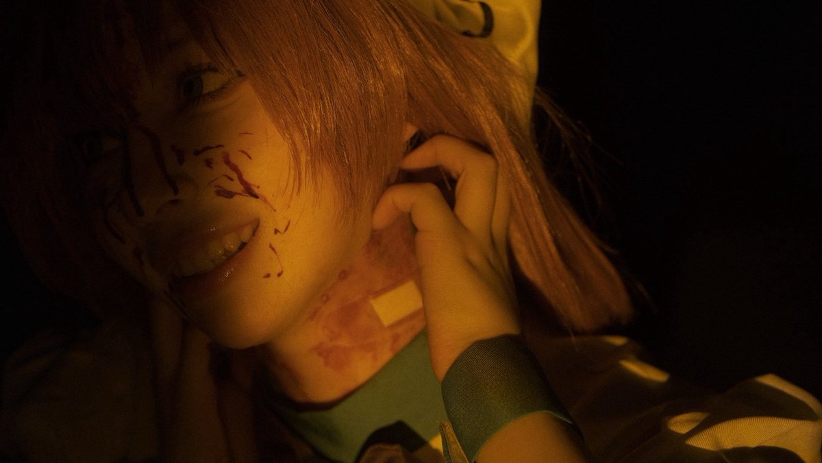Re_7358's tweet photo. ※cos　⚠︎fake blood
《 ひぐらしのなく頃に　竜宮レナ 》

　──────

　　　オヤシロさまの祟り

　　　　　　　　　　──────

photo : @Kyumu_camera https://t.co/utwk0FYYIV