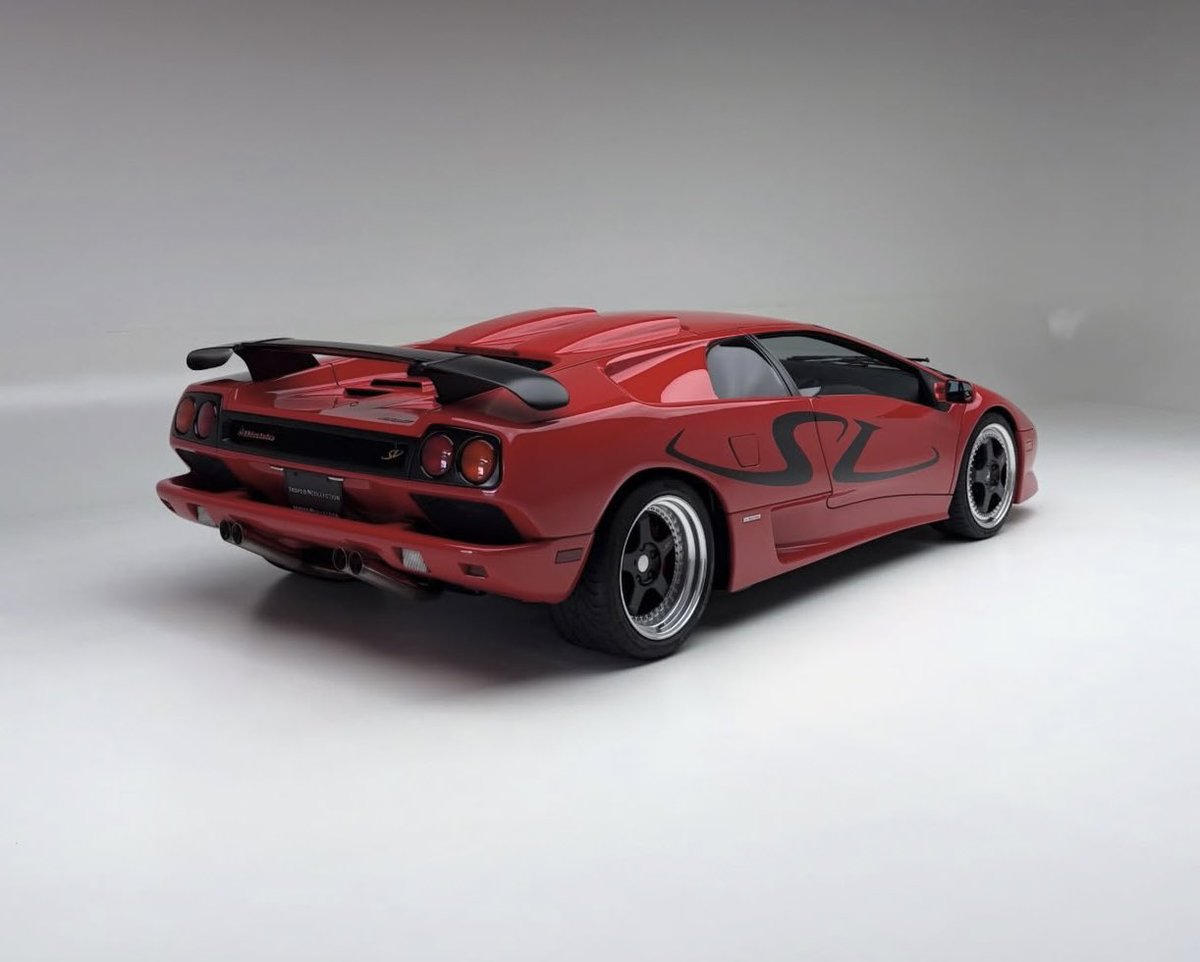 Lamborghini Club tweet media