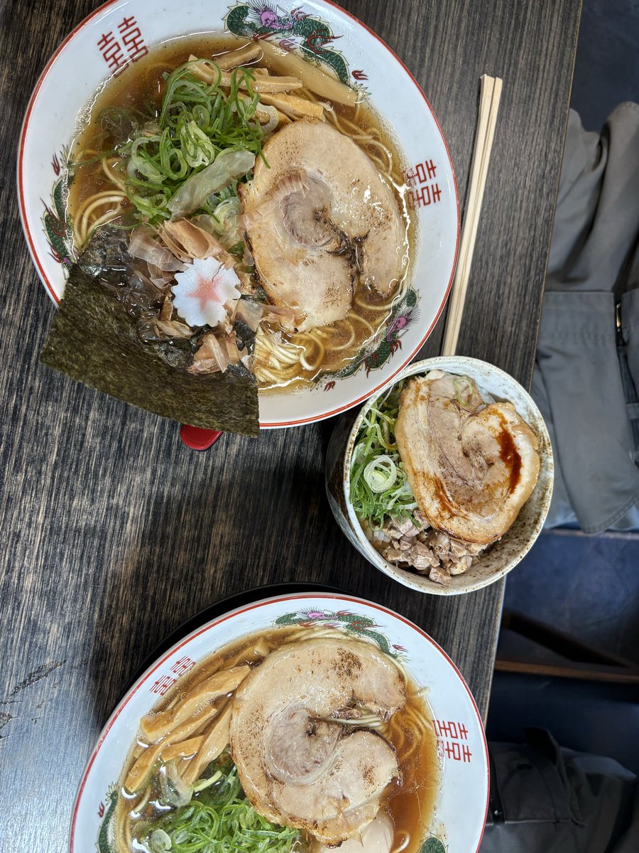 2002heppoko's tweet photo. 3連続！
お昼はラーメン https://t.co/8WW1Of6eTU