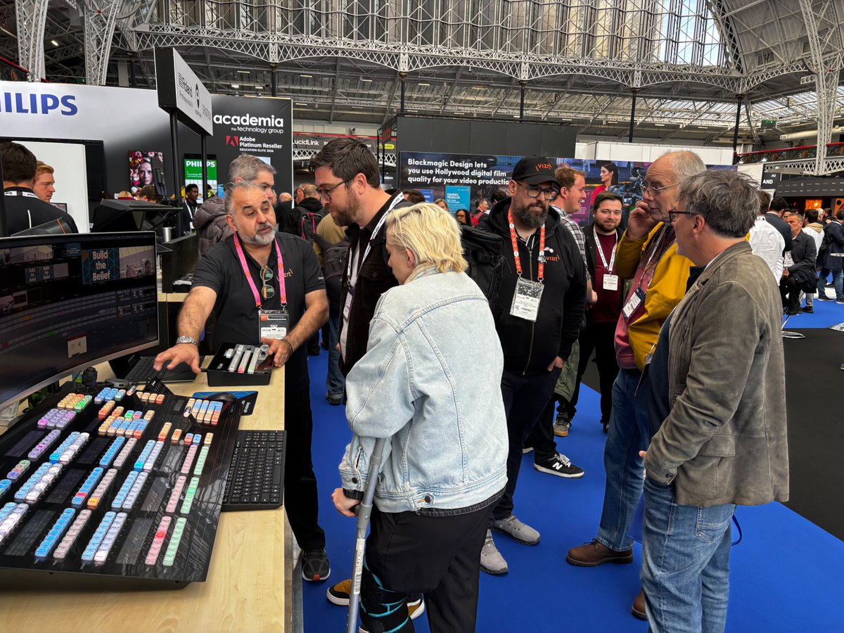 vizrt's tweet photo. Final stretch at MPTS today! 

We’re having a great time with Holdan, catching up with partners, colleagues, and industry friends across broadcast, corporate, education, live production, and the wider ProAV space. Plenty of familiar faces and new connections in the mix! https://t.co/f2gHvpVpNG